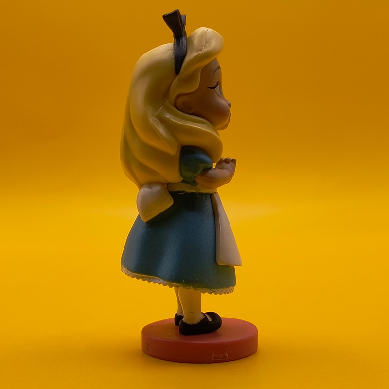 Alice, Alice i Eventyrland, Disney, Figur