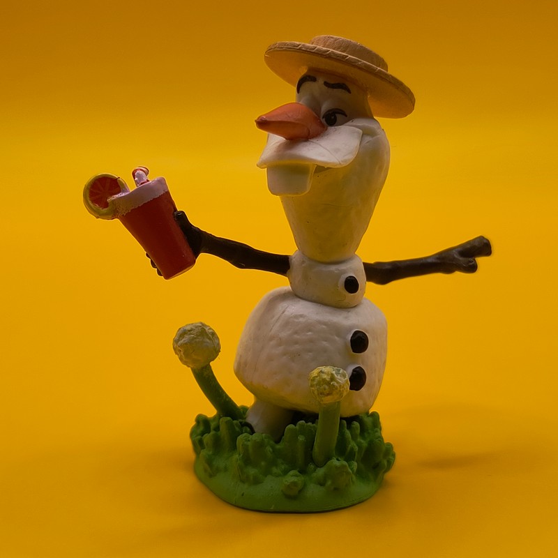 Disney Frost Olaf i sommer-udgave figur – Original samlerfigur i god stand.