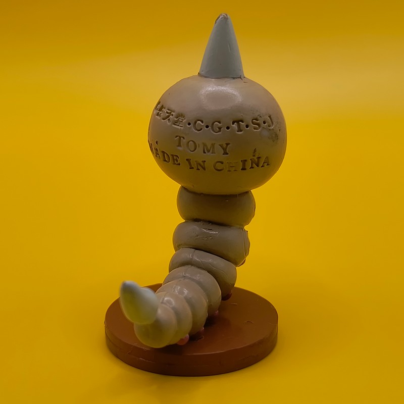 Vintage Pokémon Weedle figur fra Tomy CGTSJ – Original japansk samlerfigur i god stand.
