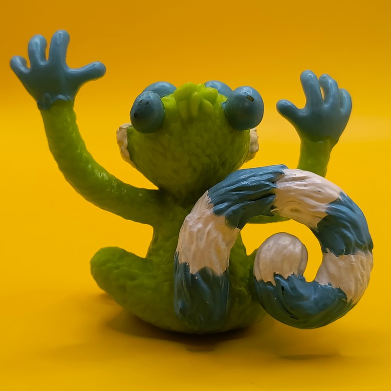 Vintage Treelo lemur figur fra Bear in the Big Blue House – Original Jim Henson samlerfigur i god stand.