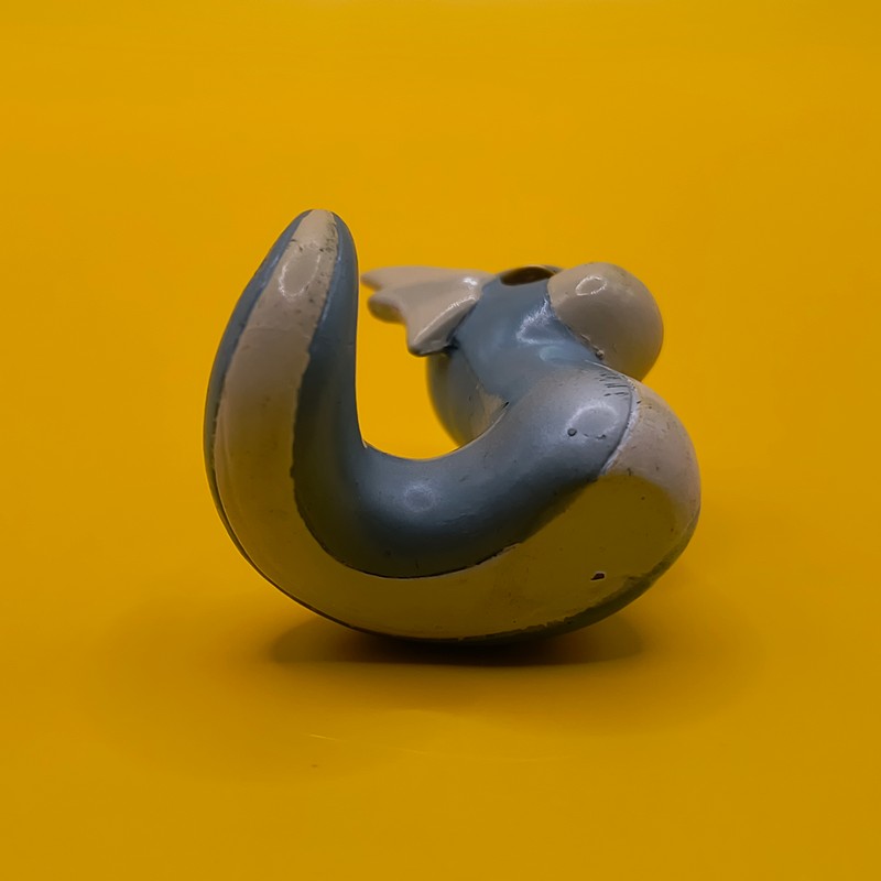 Vintage Pokémon Dratini figur fra Tomy, 3,5 cm høj.